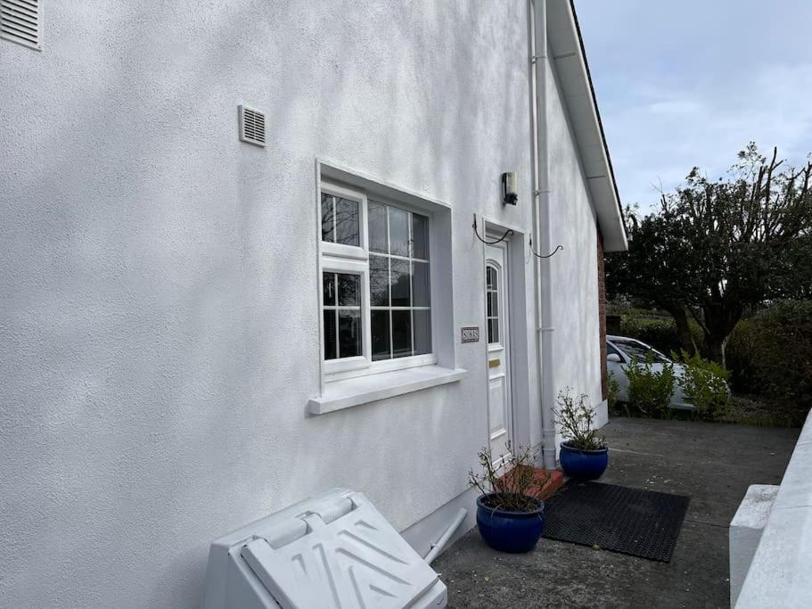 Sonas Seaside Apartment Galway Bagian luar foto