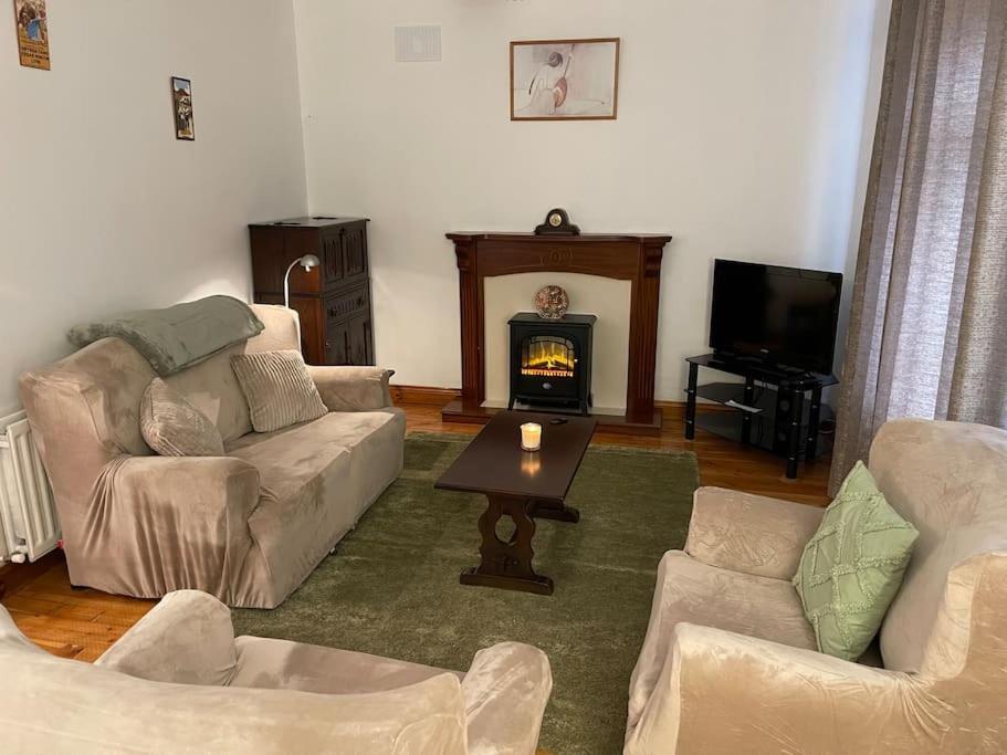 Sonas Seaside Apartment Galway Bagian luar foto