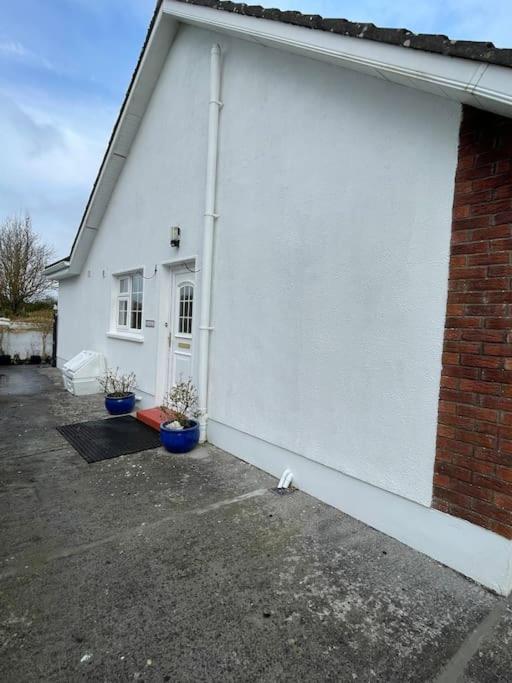 Sonas Seaside Apartment Galway Bagian luar foto